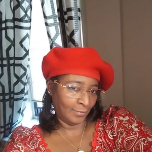 Meet your Posher, Jacqueline